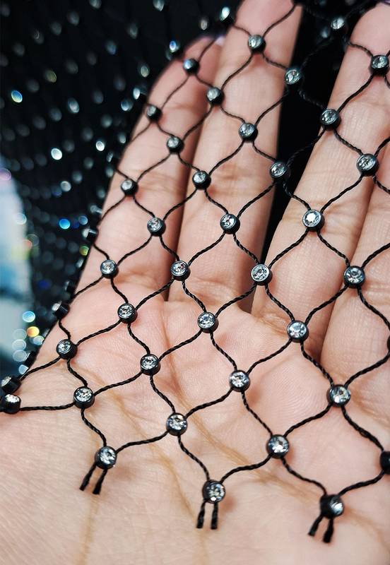 Cropped de Tela com Strass