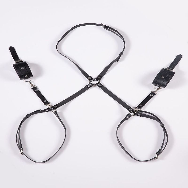 Harness em Couro com Algema