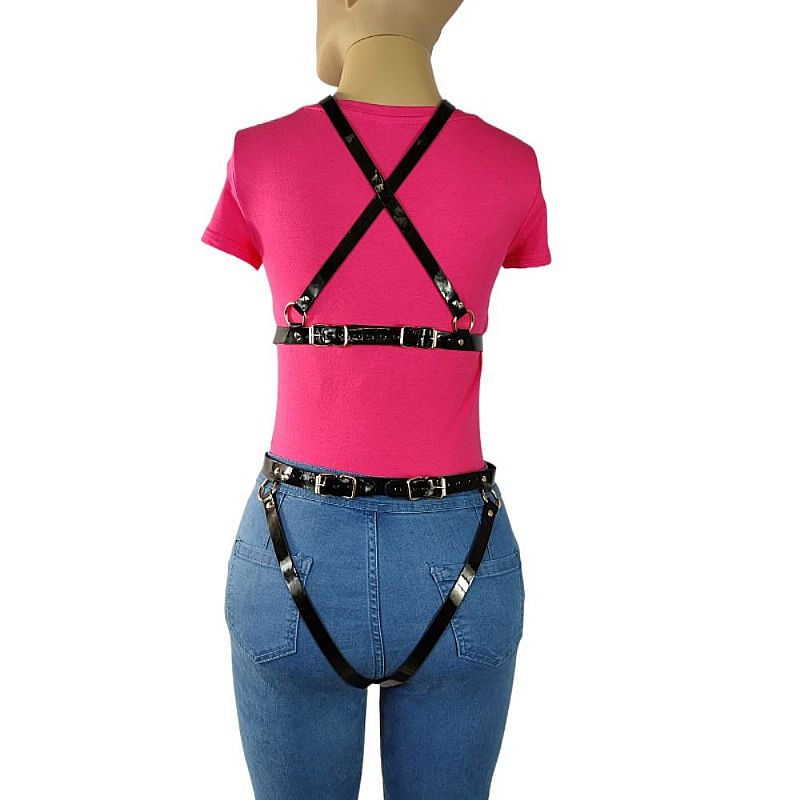 Conjunto Harness com Top e Calcinha em Couro